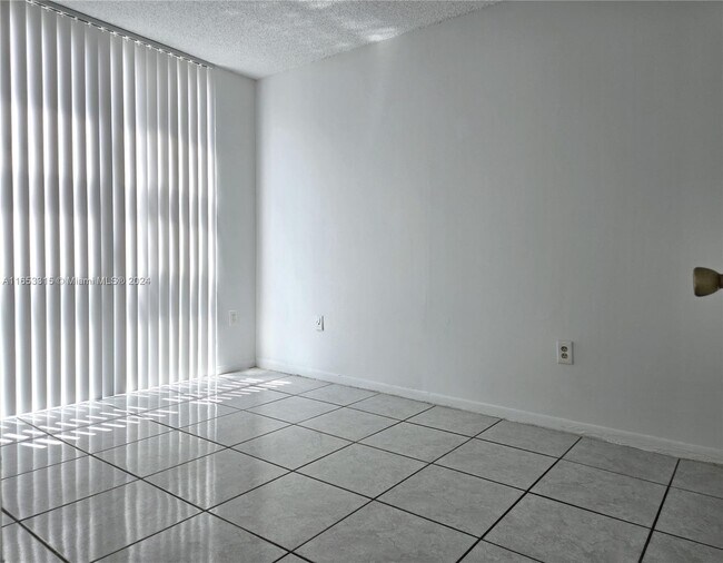 Building Photo - 2075 SW 122nd Ave