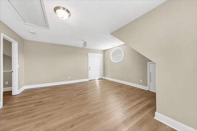 Building Photo - 4704 Courtside Pl