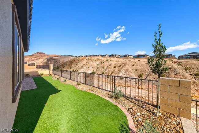 Building Photo - 38 Crimson Cactus Ave