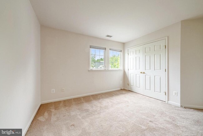 Building Photo - 42038 Cherish Ct