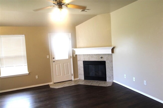 Building Photo - 4702 SE 77th St