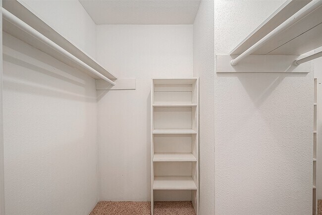 Building Photo - 1312 Ward Rd