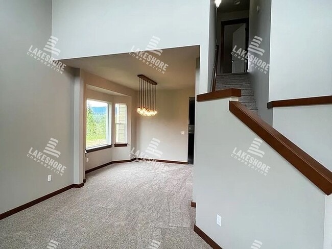 Building Photo - Spacious and Secluded 4 Bed 2 Bath Monroe ...