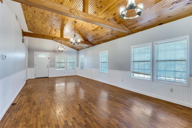 Building Photo - 301 S Weatherford St