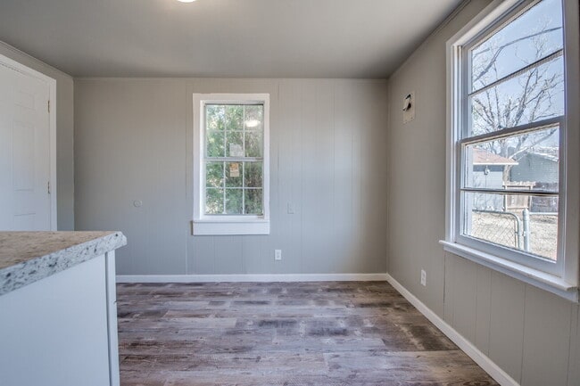 Building Photo - Pre-Leasing for Summer/Fall 2026 - Close to TTU