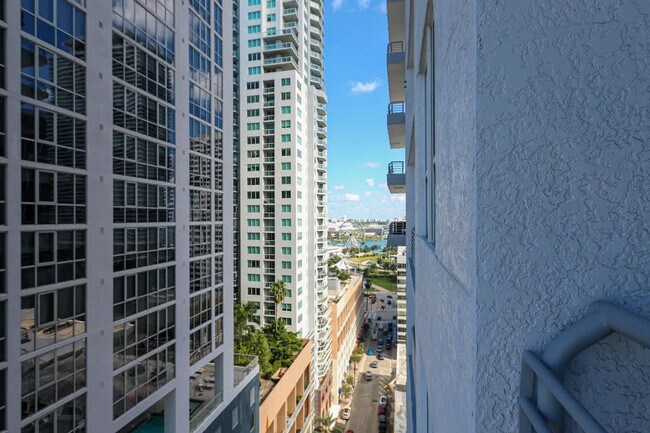 Building Photo - 137 NE 2nd Ave