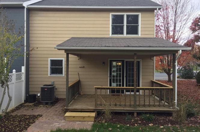 Back of House - 2106 Harvest Dr