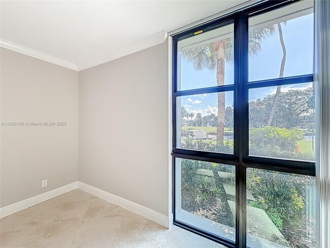 Building Photo - 1350 River Reach Dr