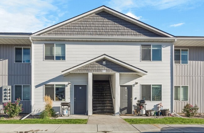 Building Photo - 5741 S 5th Ave