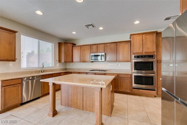 Building Photo - 8743 Mount Mira Loma Ave