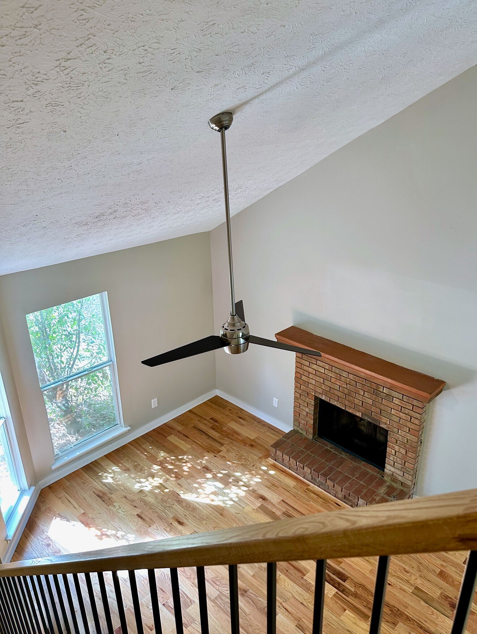 Building Photo - 4930 Farmstead Ct NE