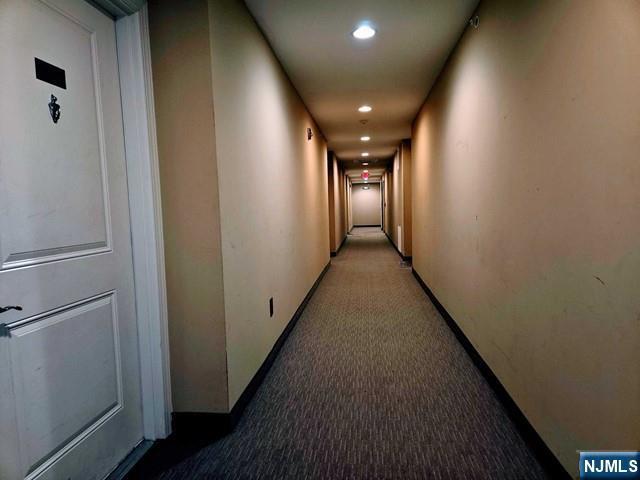 Building Photo - 6 Madison Ave