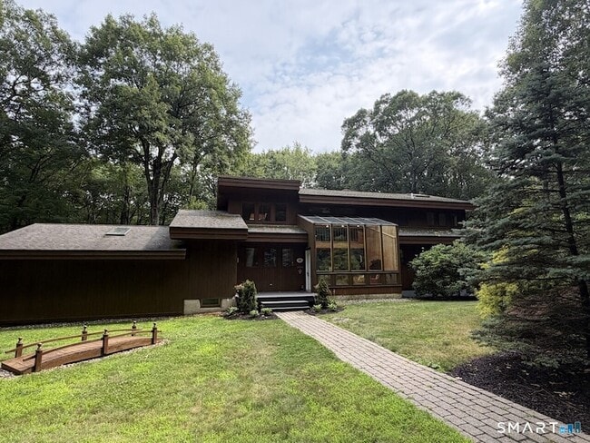 Building Photo - 278 Woodchuck Ln