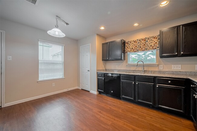Building Photo - 6026 Stockholm Ct