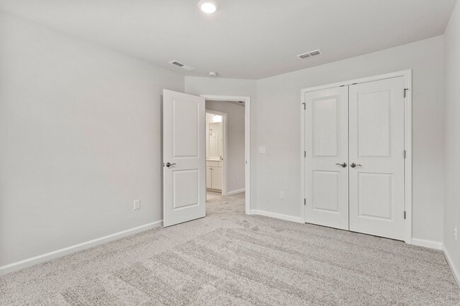 Building Photo - 6023 Enclosure Way