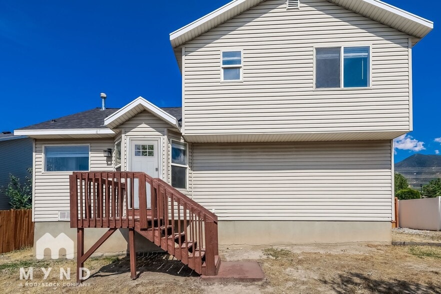 Building Photo - 599 Janelle Cove Way