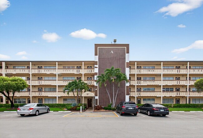 Building Photo - 4003 Wolverton E