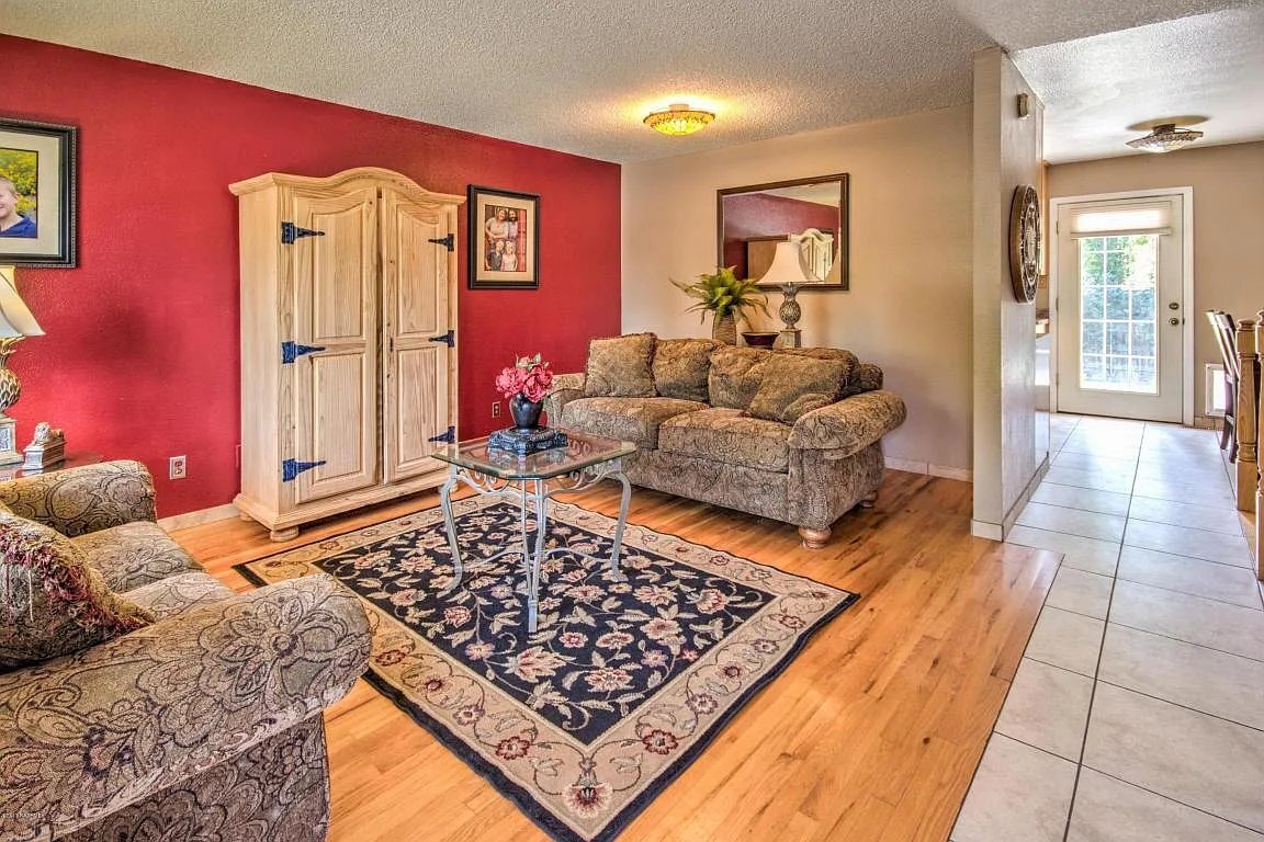 Building Photo - 3801 E Mallard Ln