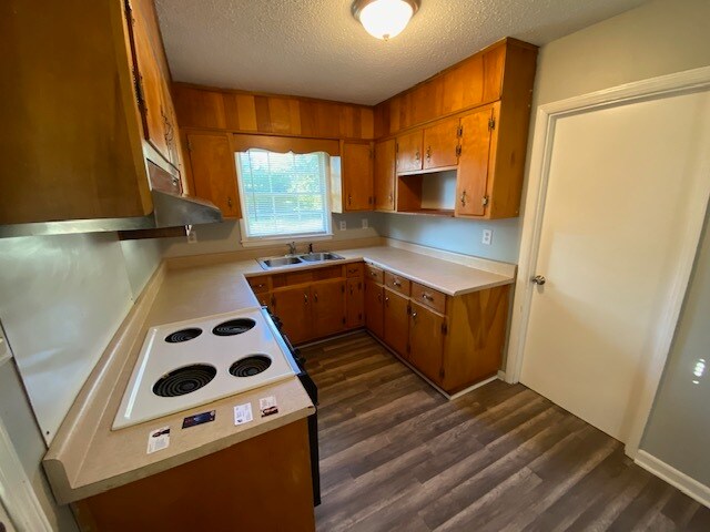 Building Photo - 4104 Talwell Dr SW