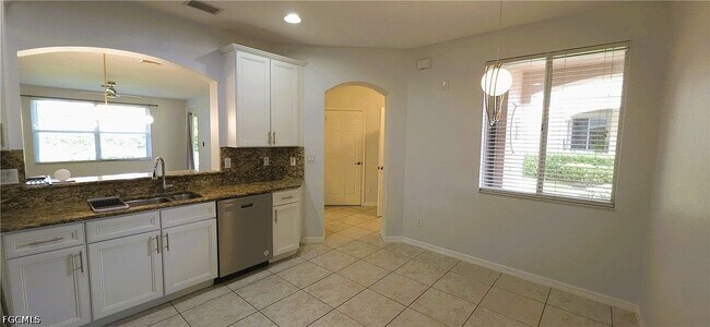 Building Photo - 3345 Dandolo Cir