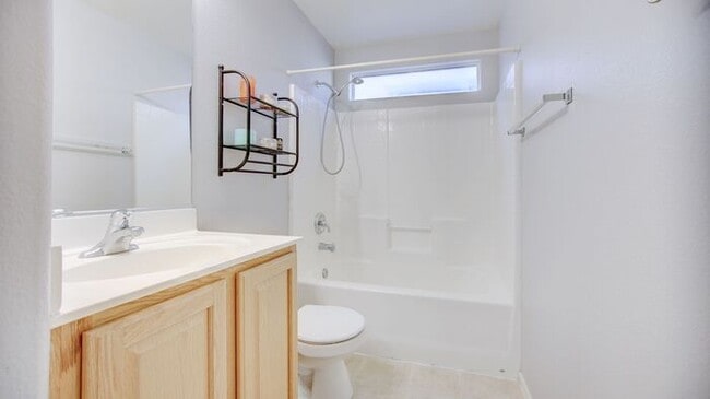 Building Photo - Charming 3-Bedroom Two-Story Home with Balcony & Modern Touches!