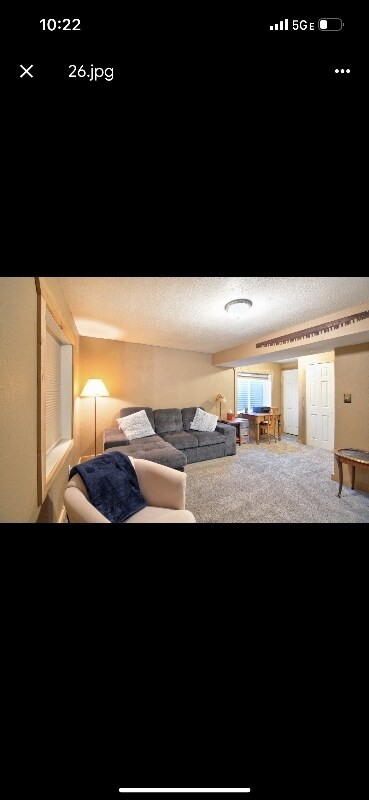 Building Photo - 734 Hillview Rd