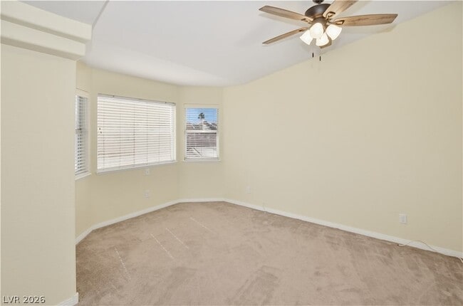 Building Photo - 747 Canyon Crest Dr