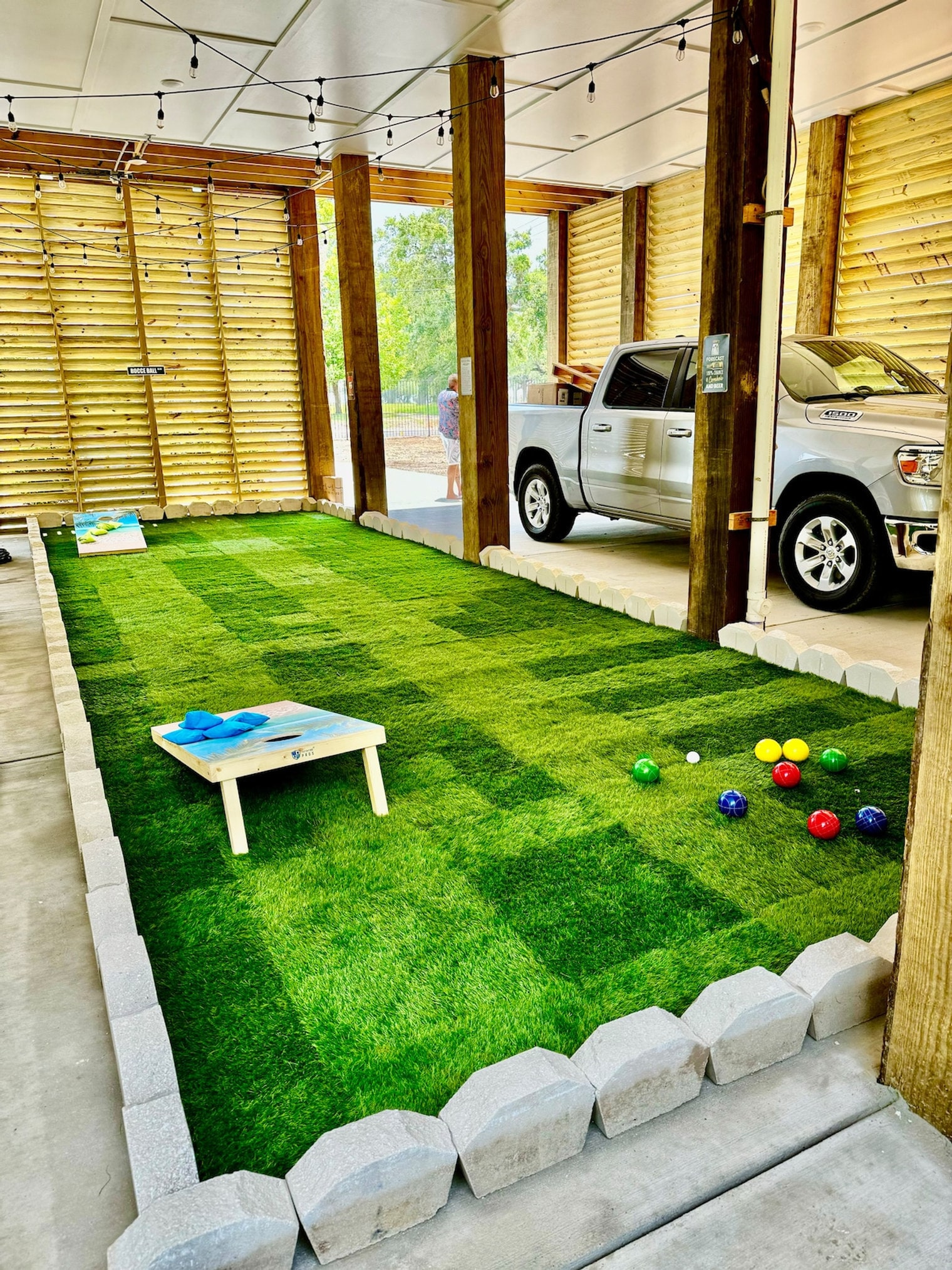 Building Photo - 135 Brady Dr