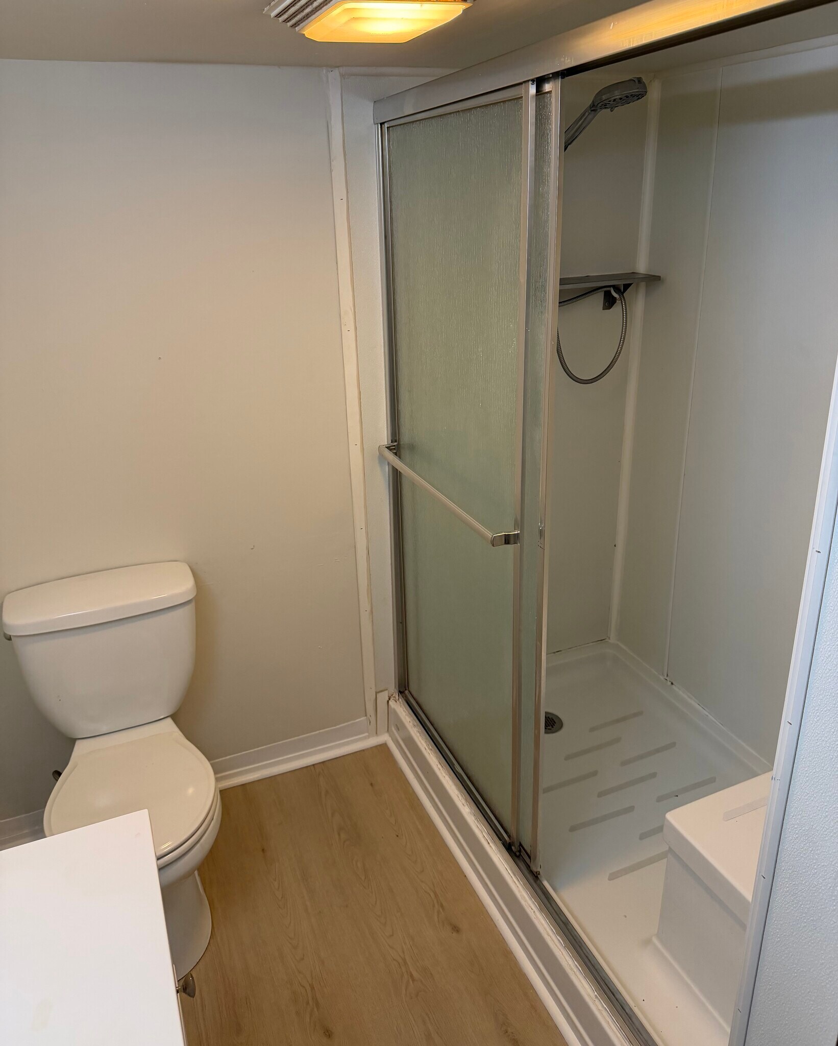 Building Photo - 2570 Sanger Ln