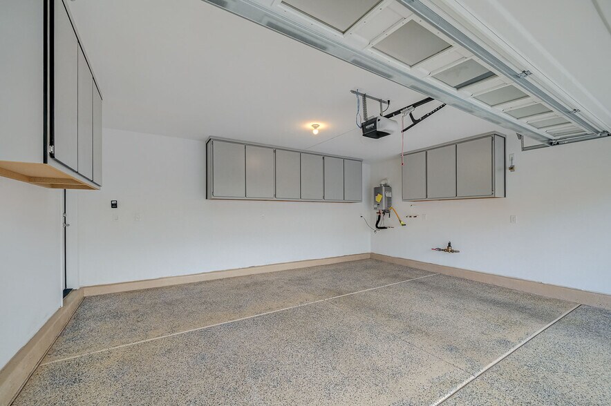 Building Photo - 7739 Bellenden St