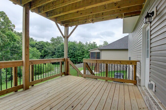 Building Photo - 1092 Barnhill Rd