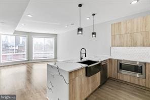 Building Photo - 1617 Brown St