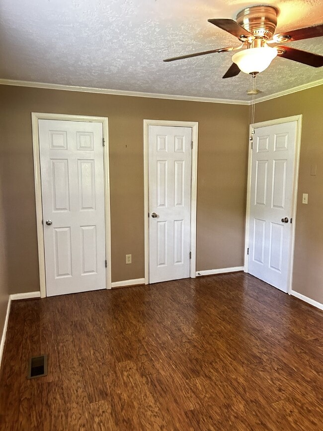 Building Photo - Charming 3 Bed, 2 Bath Rental Home in Mart...