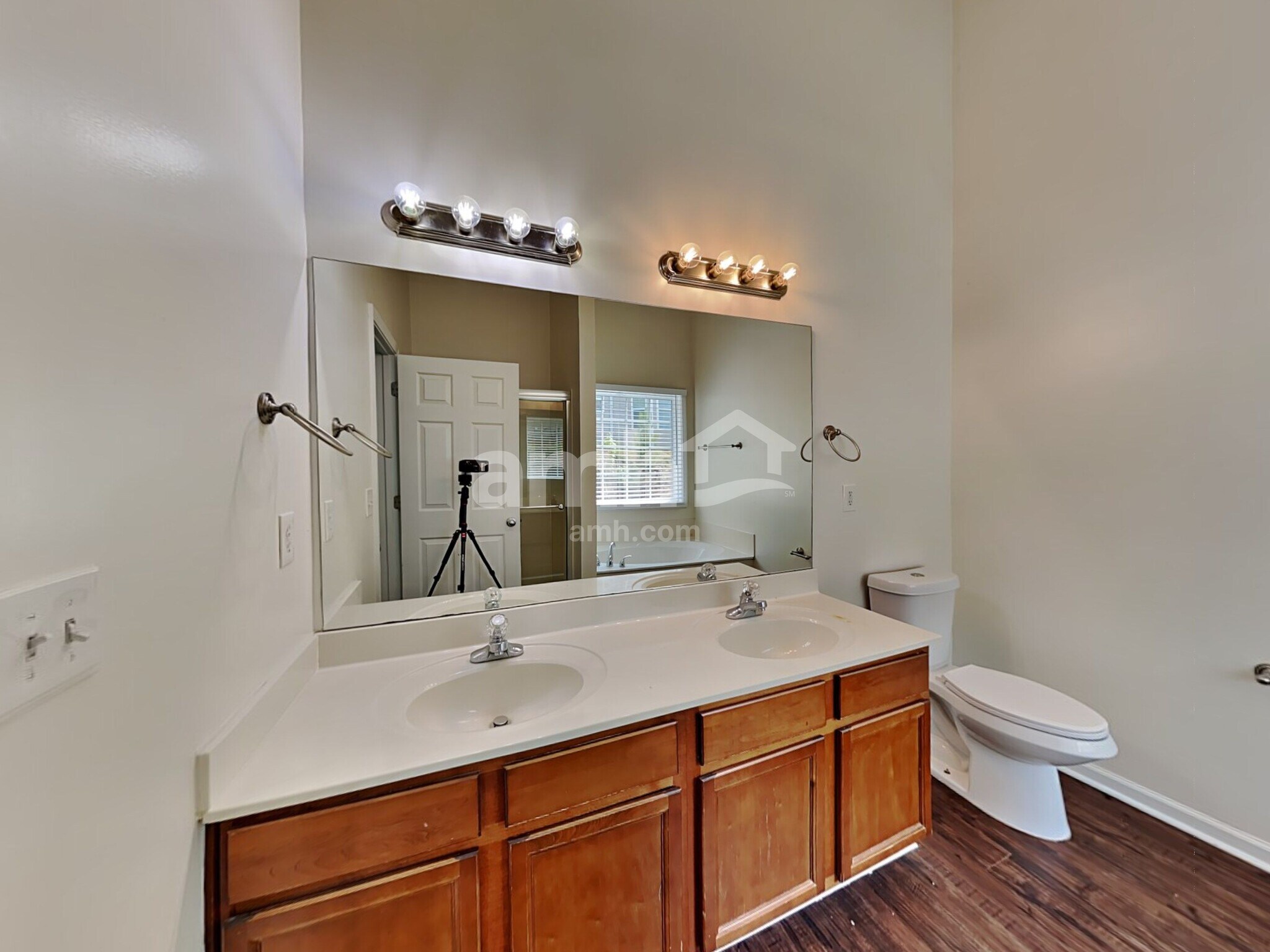 Building Photo - 3805 Hawk Tail Drive