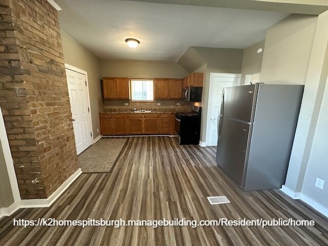 Building Photo - 1130 Irwin St