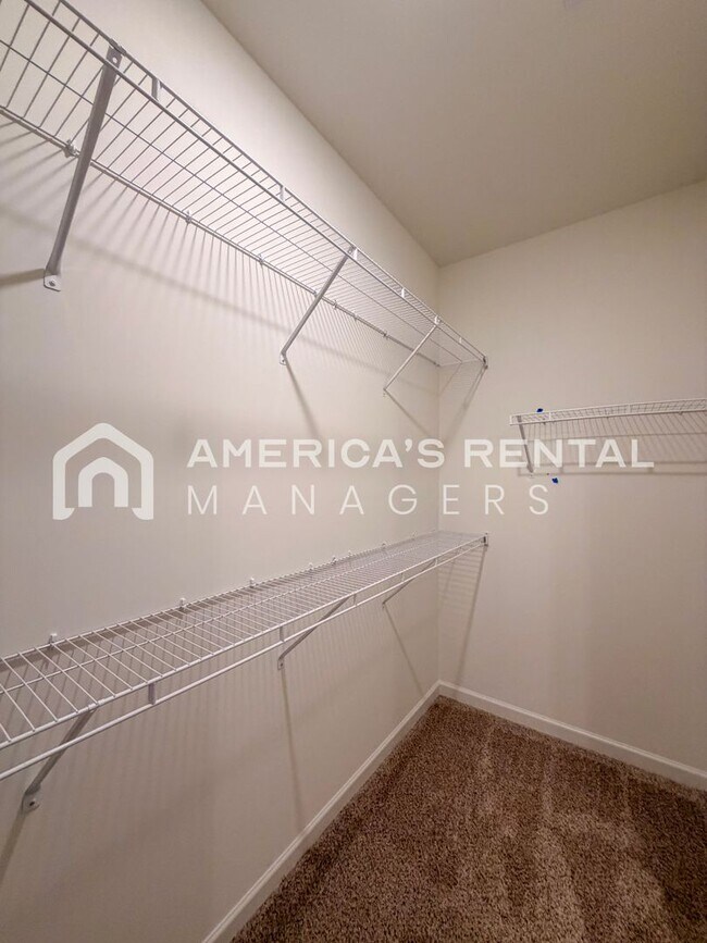 Building Photo - Brand New Three Bedroom Hudson Plan for Rent in Tuscaloosa!