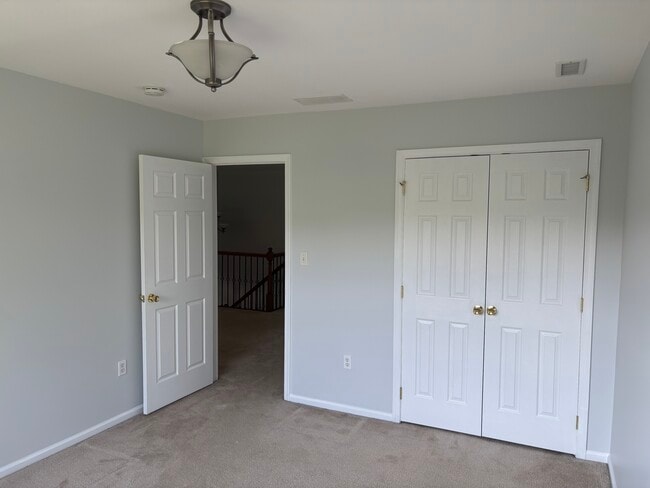 Building Photo - 173 Westbrook Dr