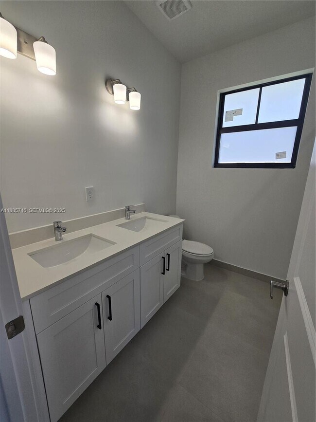 Building Photo - 19534 SW 324th St