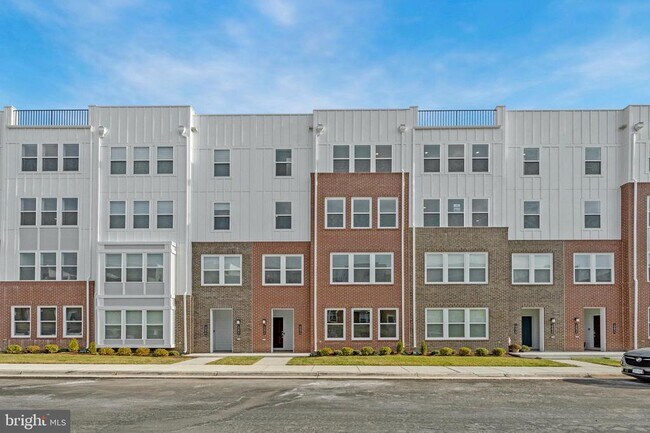 Building Photo - 19826 Lavender Dust Sq