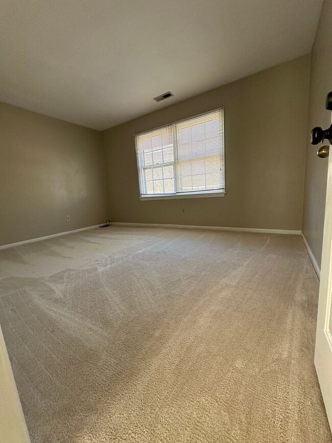 Building Photo - Virginia Beach-Wesleyan Pines Single Famil...