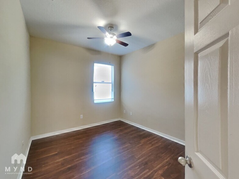 Building Photo - 7414 Forest Mere Dr