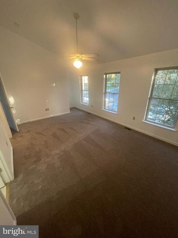 Building Photo - 363 Stonehedge Ln