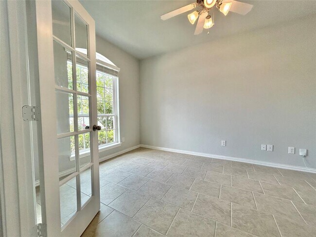 Building Photo - 7 Riverwood Circle Ct