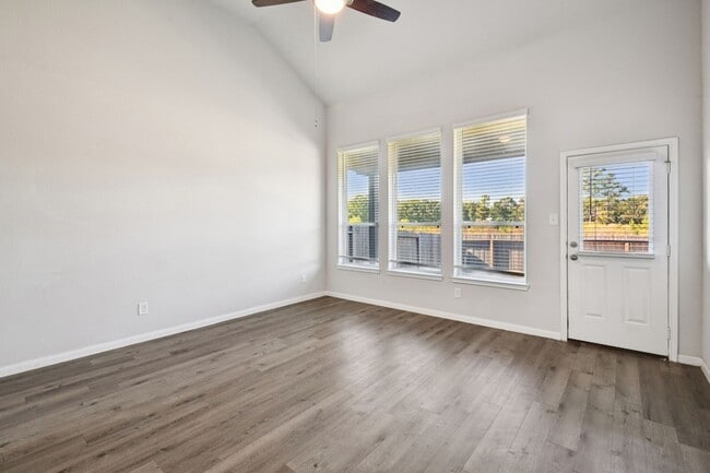 Building Photo - 23523 Montague Dr