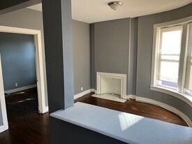 Building Photo - 4122 W 26th St