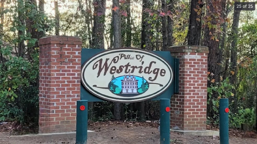 Building Photo - 2311 Sandpiper St