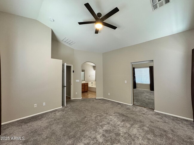 Building Photo - 44879 W Desert Garden Rd