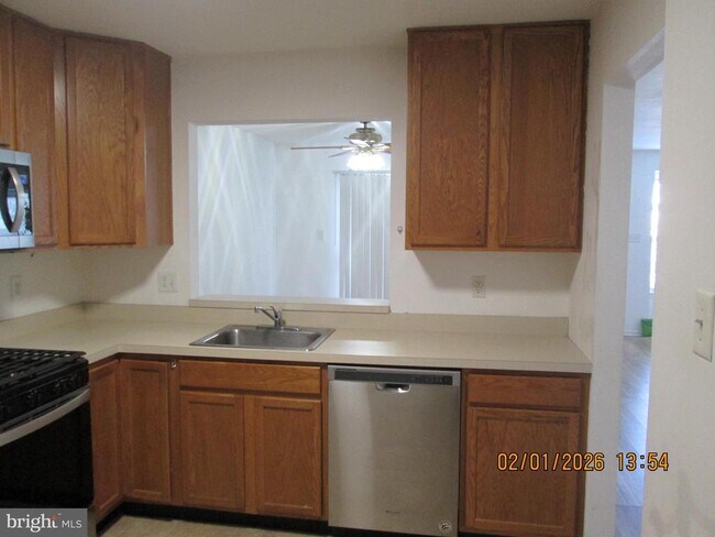 Building Photo - 5002 Baltimore Dr