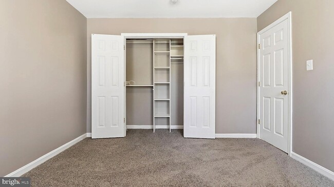 Building Photo - 14101 Kathleen Ln