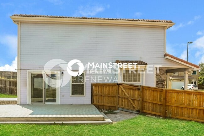 Building Photo - 4 Bedroom Pet-Friendly Home in DENVER, CO ...